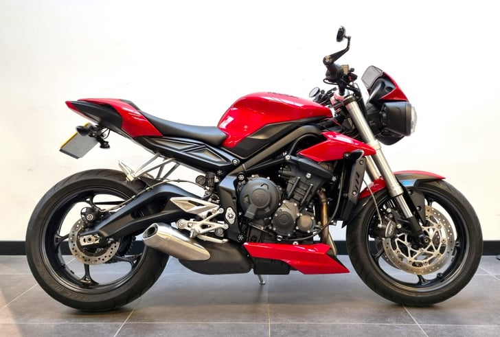 Triumph STREET TRIPLE S