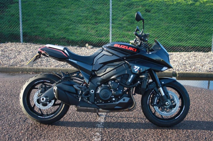 Suzuki GSXS 1000 S KATANA 