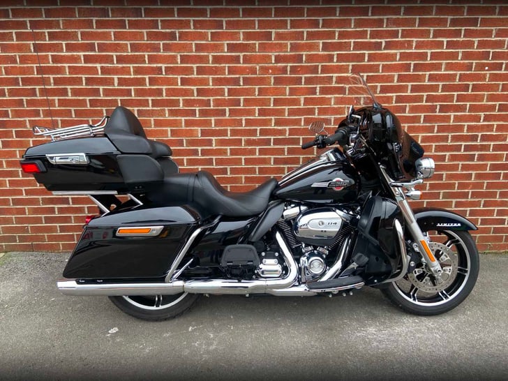 Harley-Davidson ULTRA LIMITED 1868 23 