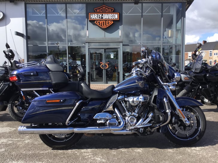 Harley-Davidson CVO FLHKSE ELECTRA GLIDE ULTRA LIMITED