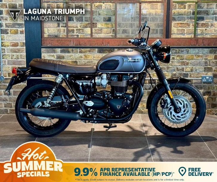 TRIUMPH BONNEVILLE T120 BLACK