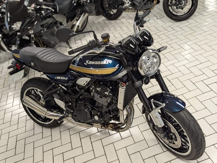 Kawasaki Z900RS 950 ABS