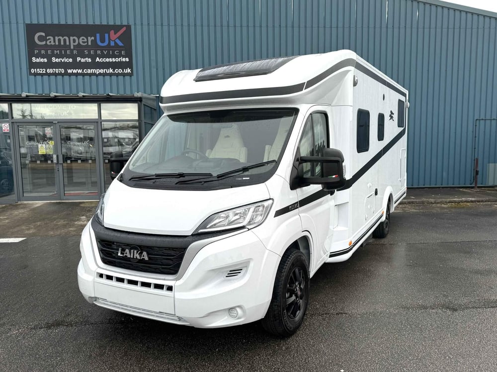 Laika KOSMO L 409 for sale in Lincoln