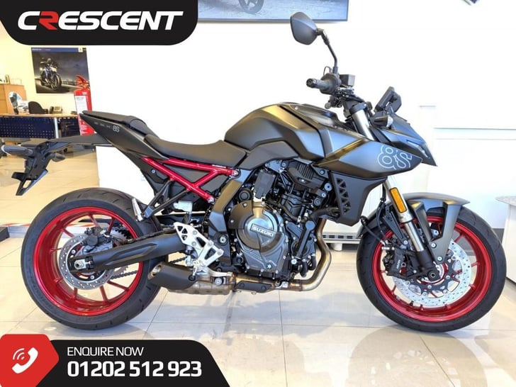 Suzuki GSX-8S