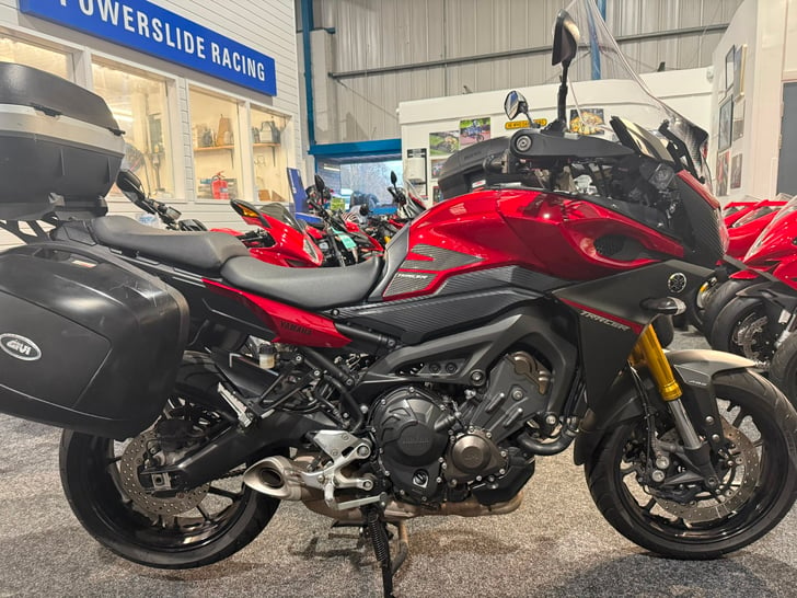 YAMAHA MT-09 TRACER