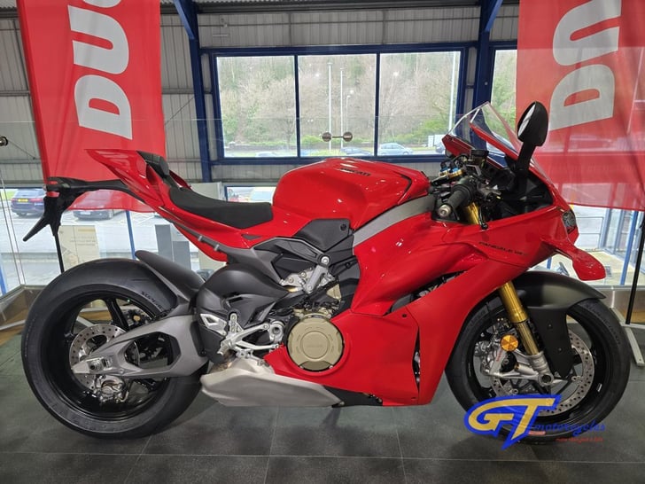Ducati PANIGALE V4 S