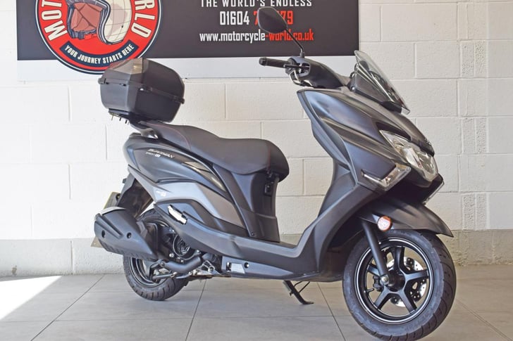Suzuki UB 125 LNM M4 