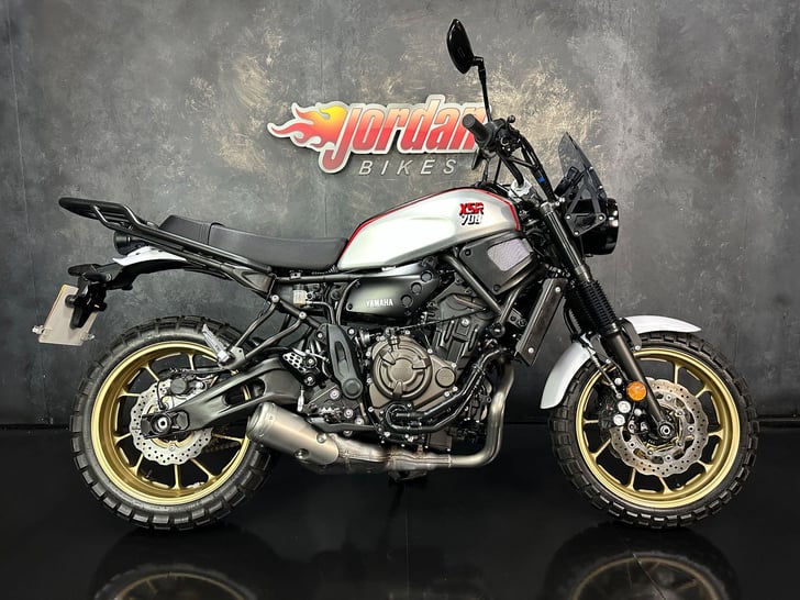 Yamaha XSR700 XTRIBUTE ABS