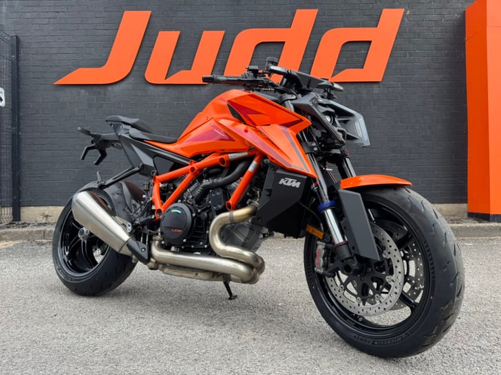 KTM 1390 SUPERDUKE R EVO
