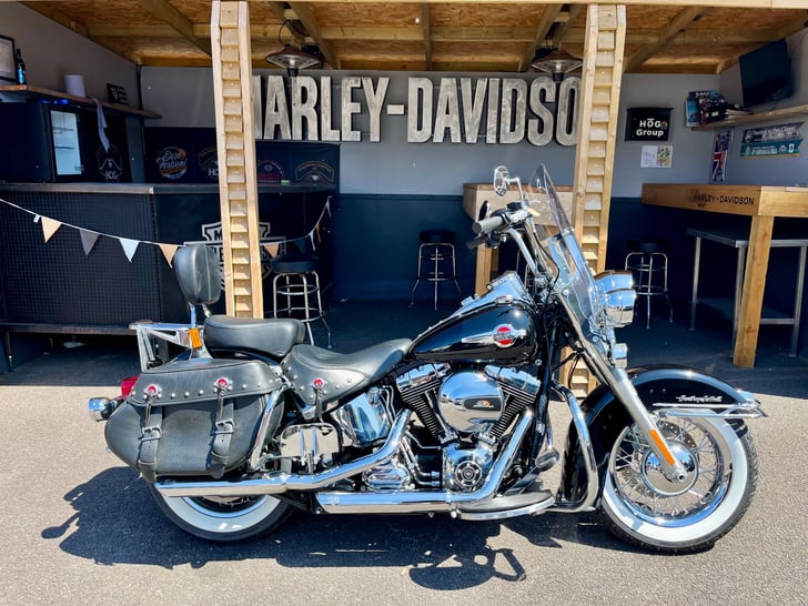 Harley-Davidson SOFTAIL 1690 FLSTC HERITAGE CLASSIC