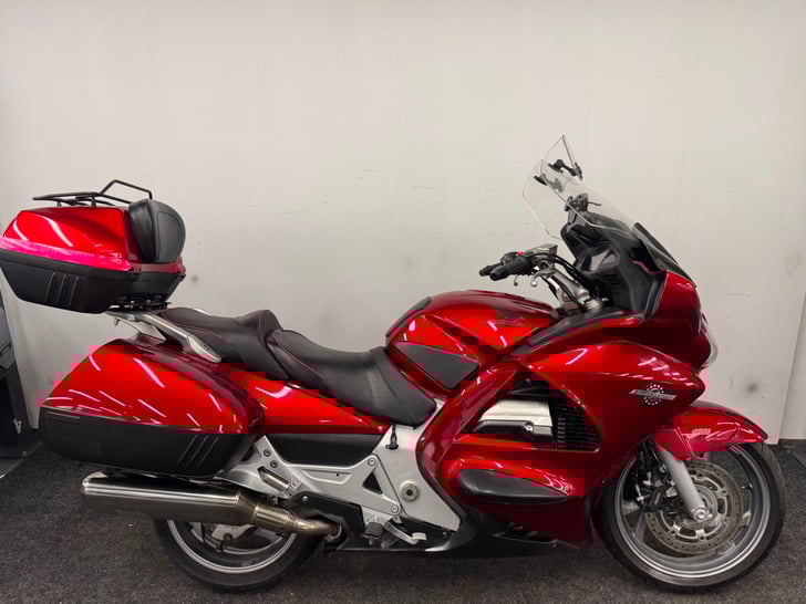 Honda ST1300 PAN EUROPEAN