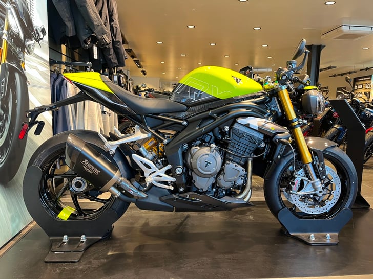 Triumph SPEED TRIPLE 1200 RX