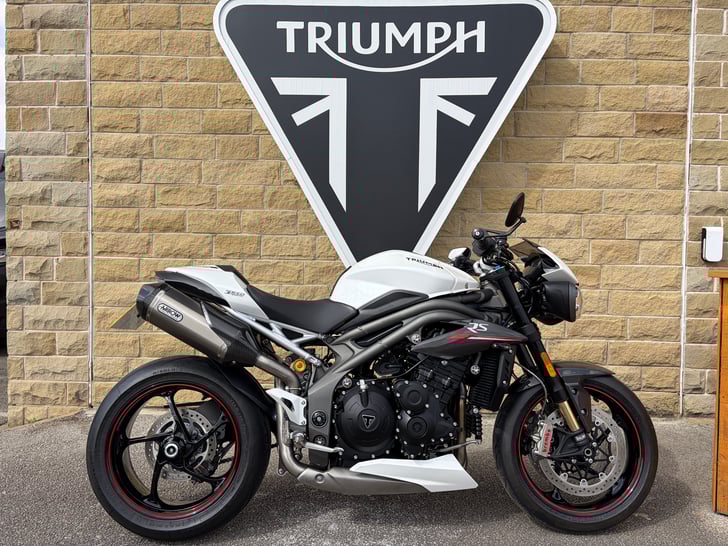 Triumph SPEED TRIPLE 1050 RS