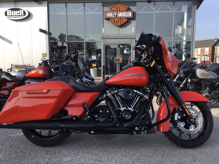 Harley-Davidson TOURING FLHXS STREET GLIDE SPECIAL