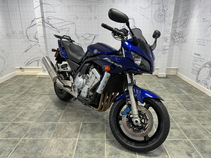 Yamaha FZS1000 FAZER