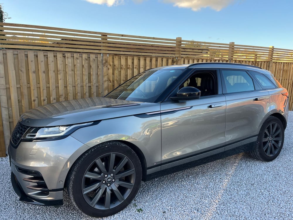 Used Land Rover RANGE ROVER VELAR RANGE ROVER VELAR 3.0 SD6 V6 R-DYNAMIC HSE AUTO 4WD EURO 6 (S/S) 5DR for sale in Chesterfield