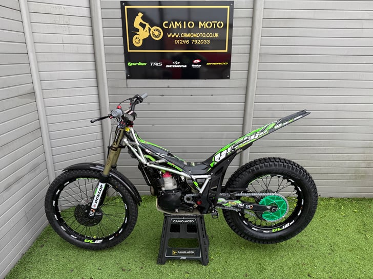 Vertigo Dougie Lampkin Replica 300