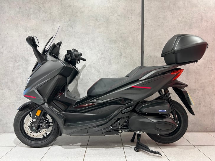 Honda FORZA 350 Special Edition 