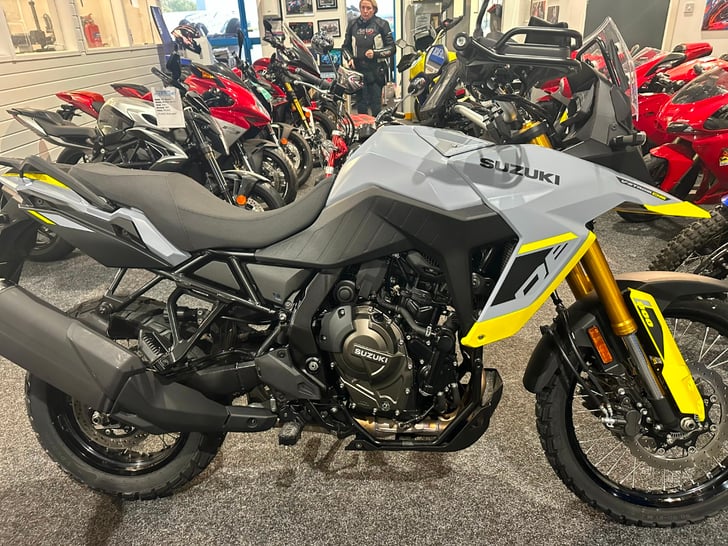 Suzuki V-STROM 800DE