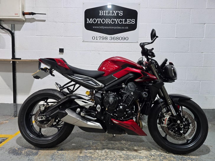 Triumph STREET TRIPLE 765 RS