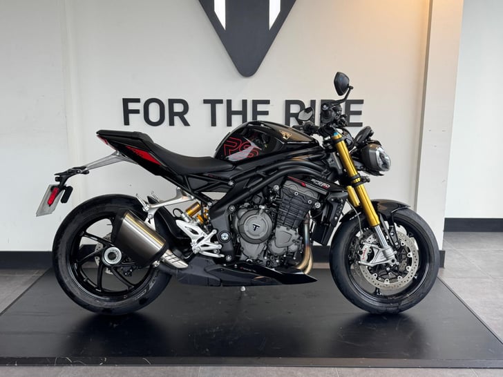 Triumph SPEED TRIPLE 1200 RS