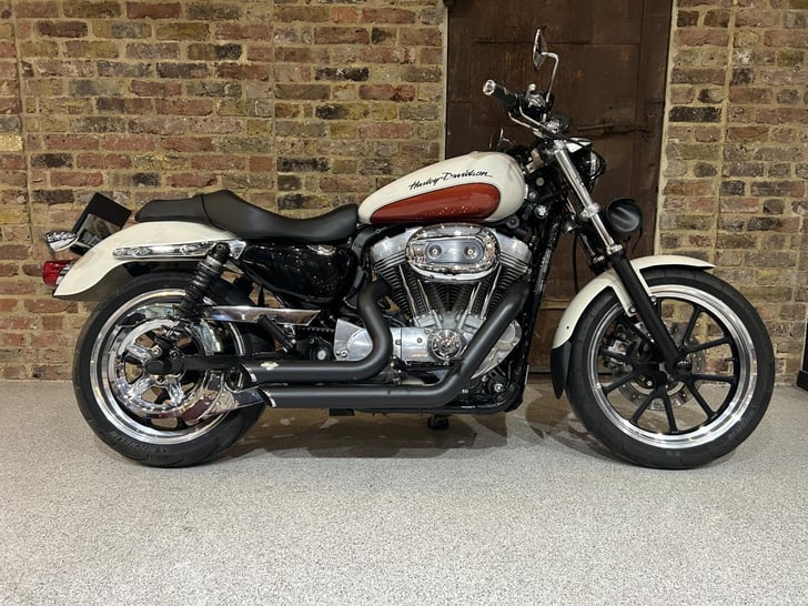 Harley-Davidson HARLEY DAVIDSON 883 SPORTSTER 