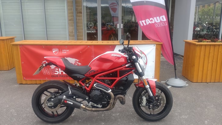 Ducati MONSTER 797 PLUS