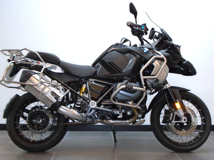 Bmw 1250 gs adventure deals triple black 2020