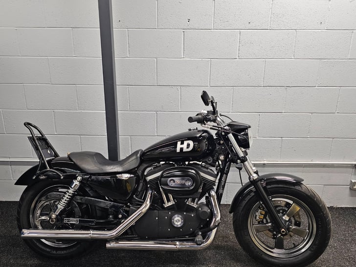 Harley-Davidson SPORTSTER XL1200C CUSTOM