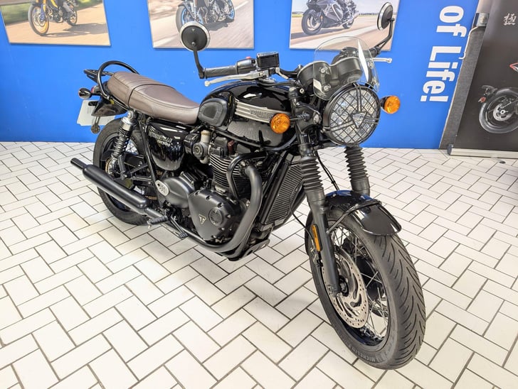 Triumph BONNEVILLE T120 1200 BLACK