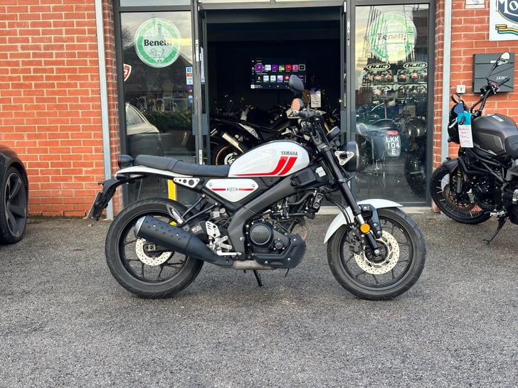 Yamaha XSR125 125