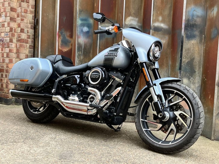 Harley-Davidson SOFTAIL 1745 FLSB SPORT GLIDE
