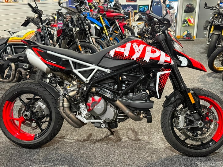 Ducati HYPERMOTARD 950 RVE