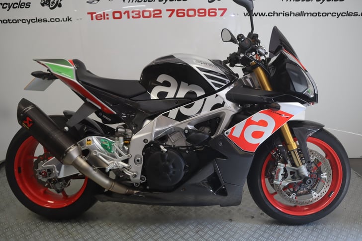 Aprilia TUONO V4 1100 FACTORY