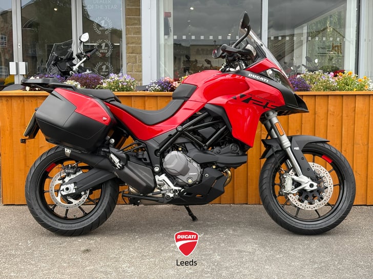Ducati MULTISTRADA V2 S TRAVEL