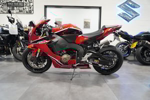 Honda CBR1000RR FIREBLADE