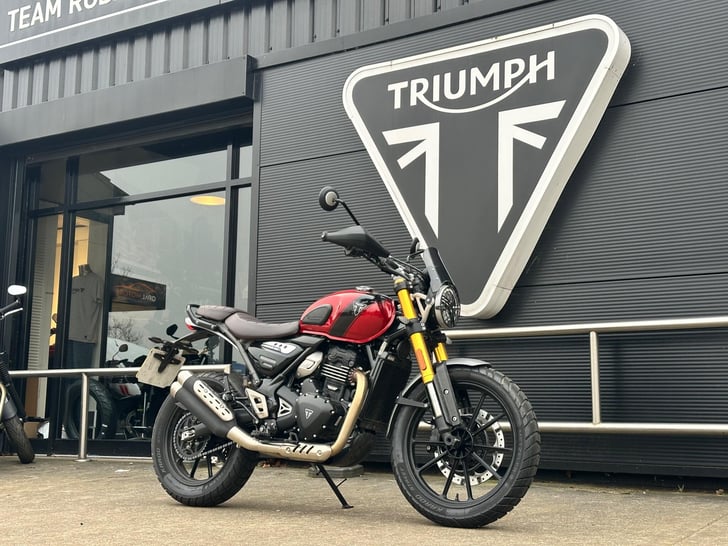 Triumph SCRAMBLER 400 X 400 MODERN CLASSICS