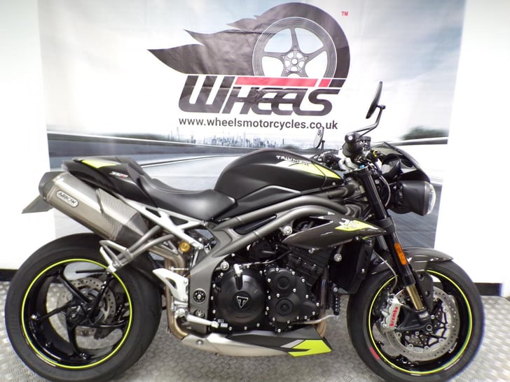 Triumph SPEED TRIPLE RS