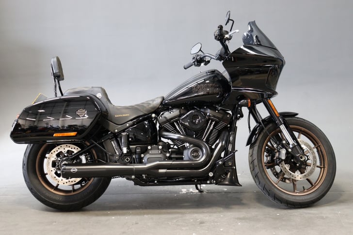 Harley-Davidson FXLRST LOWRIDER ST 