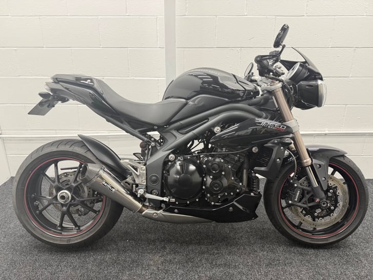 Triumph SPEED TRIPLE 1050