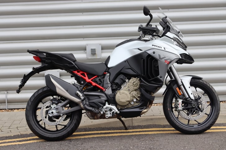 Ducati MULTISTRADA V4 S RADAR