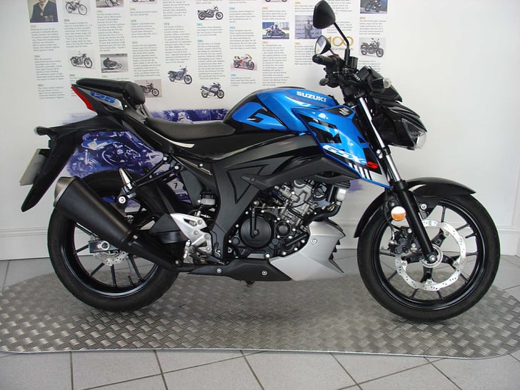 SUZUKI GSXS 125 RLXM3 