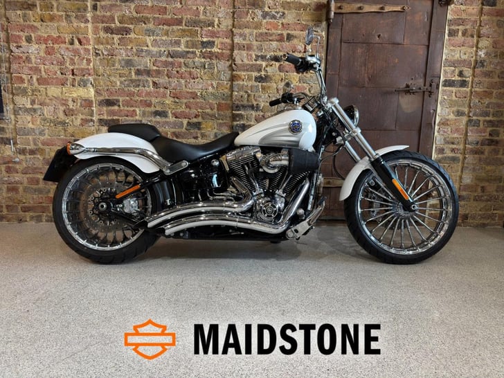 HARLEY-DAVIDSON BREAKOUT
