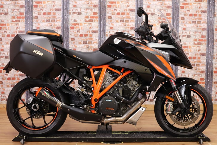 KTM 1290 SUPER DUKE GT