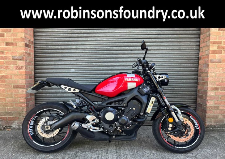 YAMAHA XSR 900 ABS MTM 850 