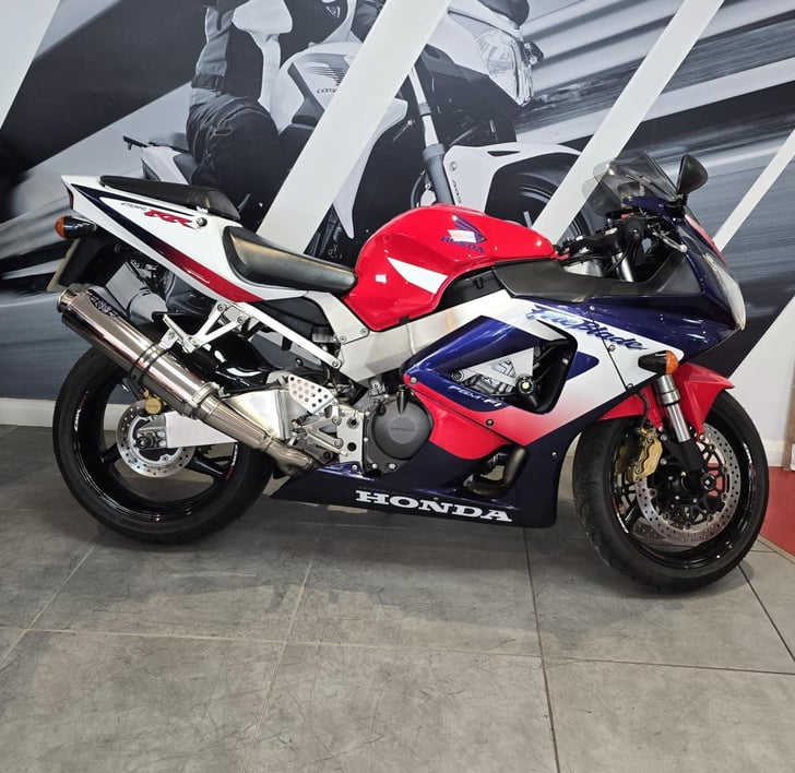 Honda CBR900RR