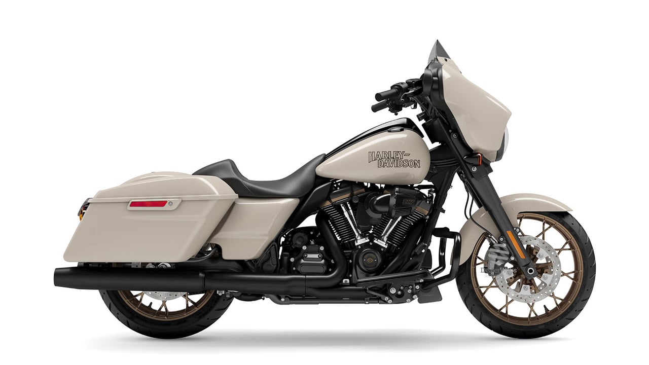 Harley-Davidson® Street Glide™ ST in White Sand Pearl