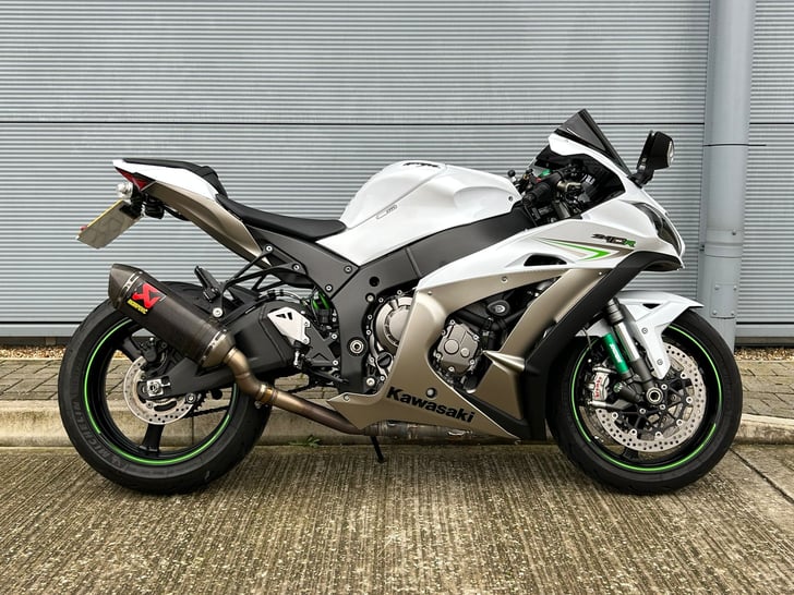KAWASAKI NINJA ZX-10R