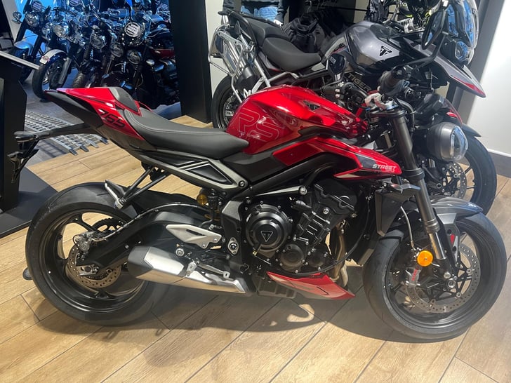 Triumph STREET TRIPLE 765 RS
