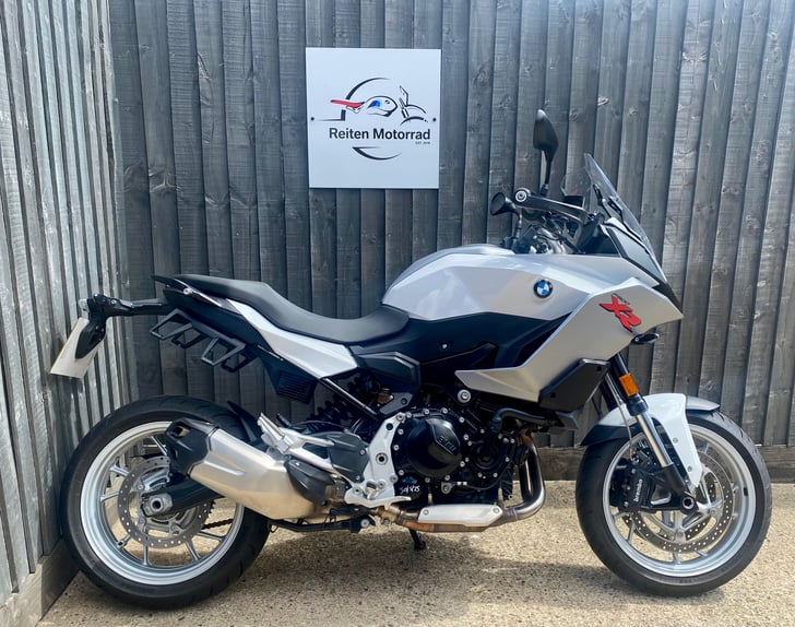 BMW F 900 XR